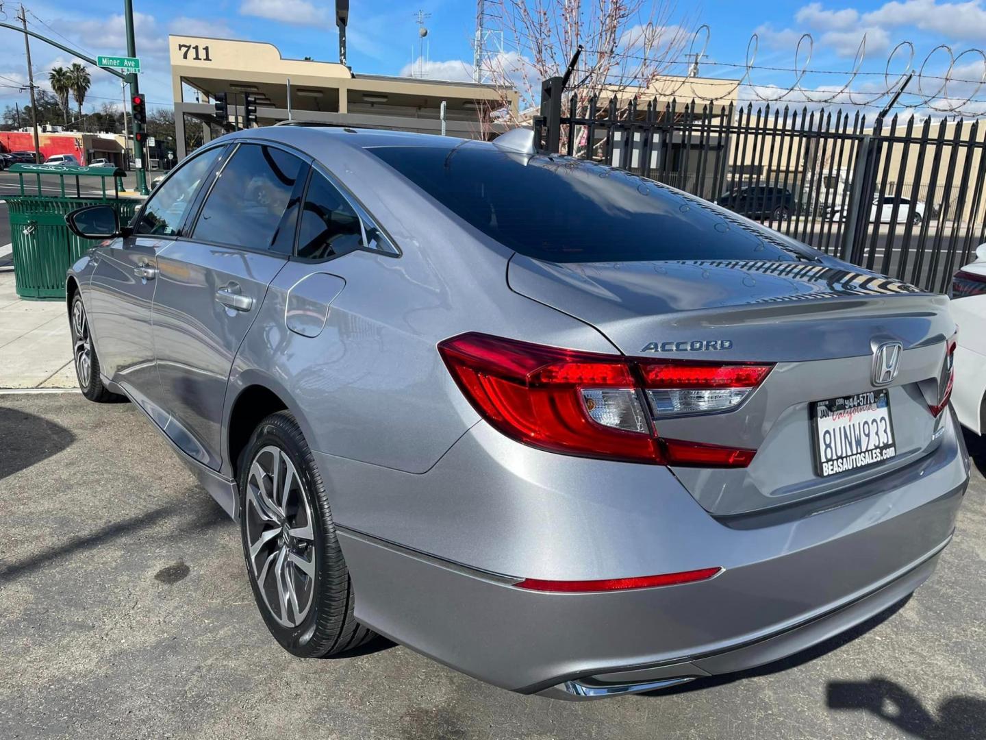 2020 SILVER /BLACK Honda Accord Hybrid EX-L (1HGCV3F53LA) with an 2.0L L4 DOHC 16V HYBRID engine, CVT transmission, located at 744 E Miner Ave, Stockton, CA, 95202, (209) 944-5770, 37.956863, -121.282082 - Photo#12